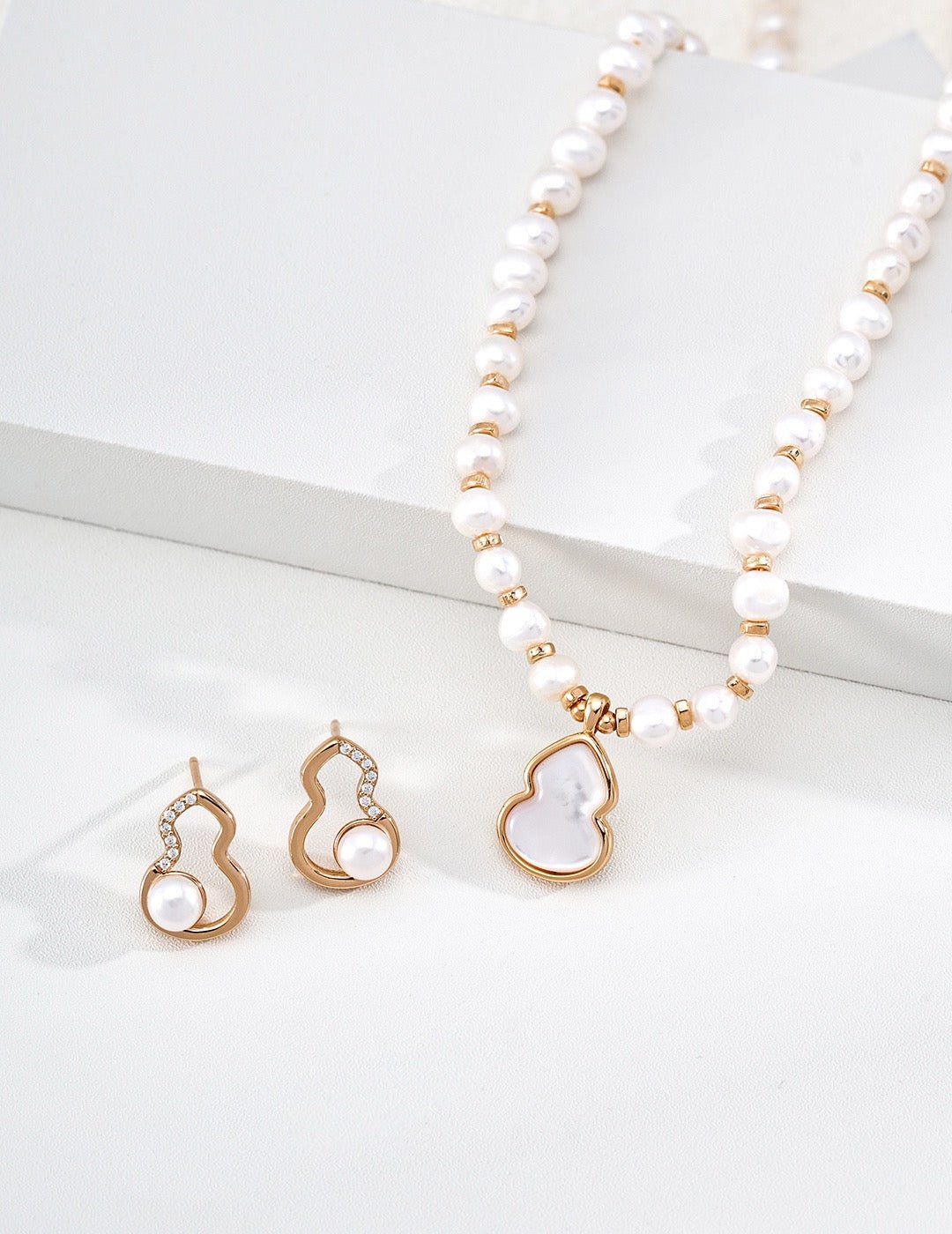 "Natural Pearl Pendant Necklace – S925 Silver Lucky Gourd D0749 | Vintage Baroque Pearl & Gold Plated Sterling Silver Jewelry | sweetsaga Jewelry Store