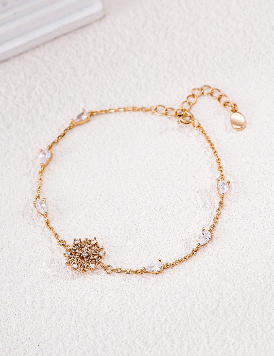 925 Sterling Silver Flower Charm Bracelet with Cubic Zirconia | Adjustable 16+3cm Vintage Gold Lily Bracelet | Meaningful Stackable Jewelry for Women