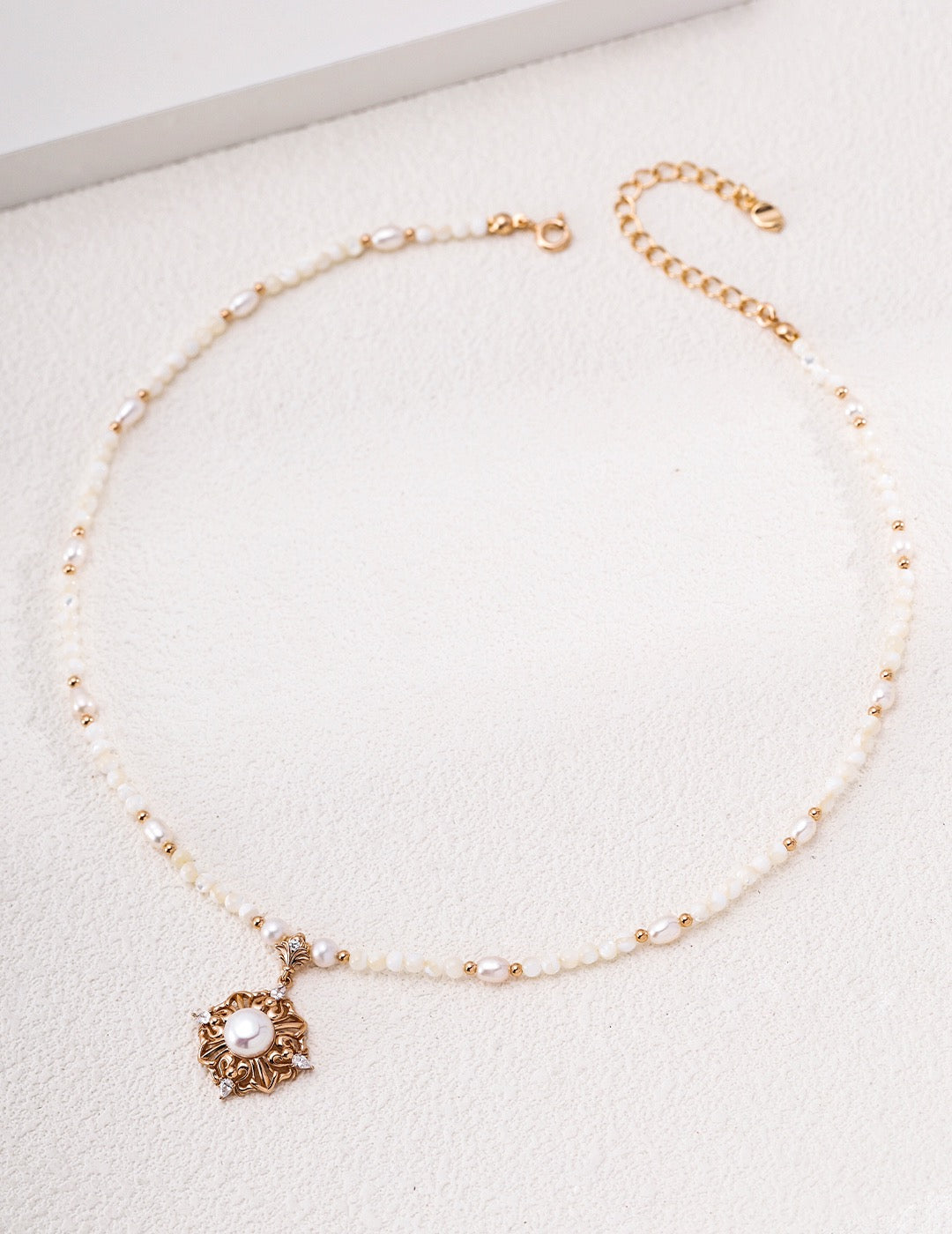 Victorian Rococo Pearl Crown Necklace | S925 Silver Hollow Carved Pendant ：D0645