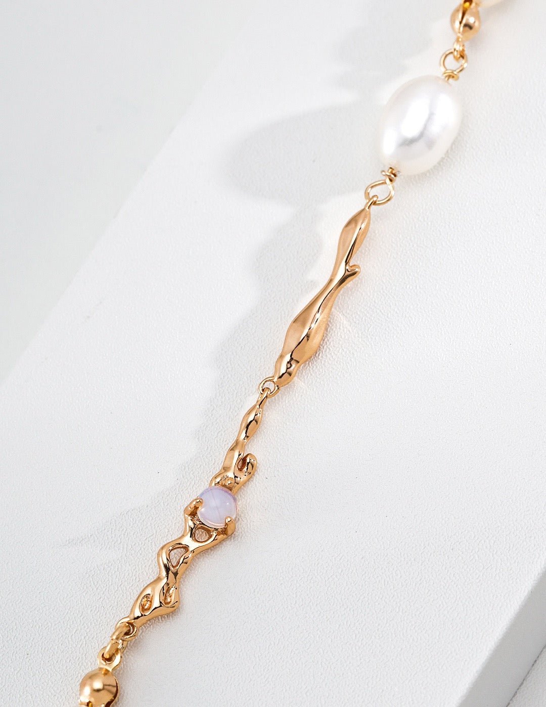 S925 Sterling Silver Liquid Flow Pearl & Opal Necklace — Vintage Gold | D0765-2 | Vintage Baroque Pearl & Gold Plated Sterling Silver Jewelry | sweetsaga Jewelry Store